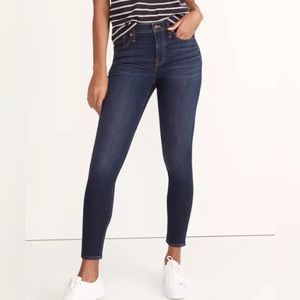 Madewell Women's 9" Mid-Rise Blue Skinny Jeans in Blayton Wash Size 30
